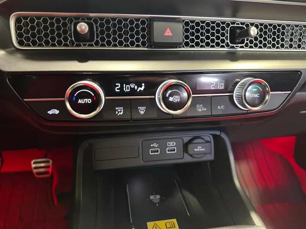 Honda Civic 2.0 i-VTEC Turbo Type R LED|Navi|ACC 02/2023-photo-18