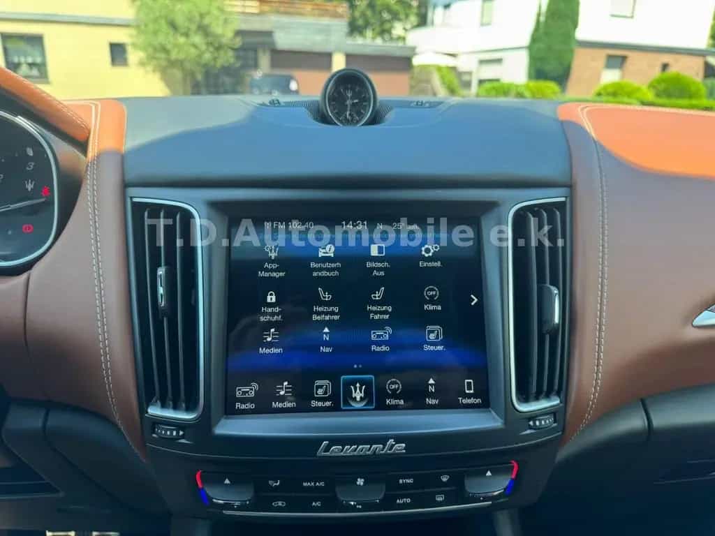 Maserati Levante Diesel/Pano/Ermenegildo Zegna 04/2017-photo-12