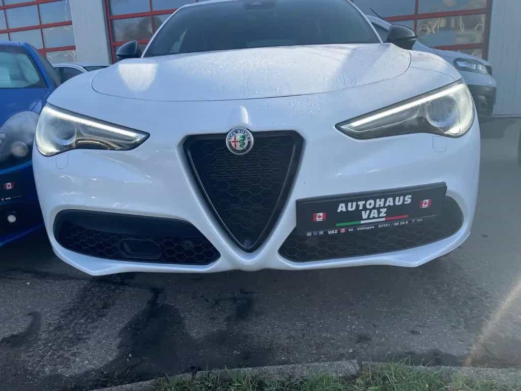 Alfa Romeo Stelvio 2.0 Turbo 16V AT8-Q4 Veloce 08/2021-photo-1