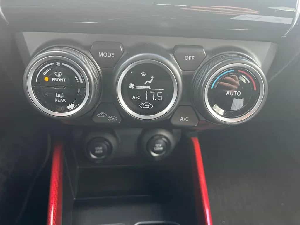 Suzuki Swift 1.4 Sport Hybrid RÜCKFAHRKAMERA+PDC+NAVI 01/2023-photo-13