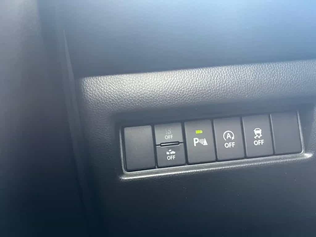 Suzuki Swift 1.4 Sport Hybrid RÜCKFAHRKAMERA+PDC+NAVI 01/2023-photo-14