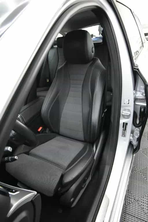 Mercedes-Benz E-Class 220 SHZ AHK RFK LED Ambiente. 07/2018-photo-23