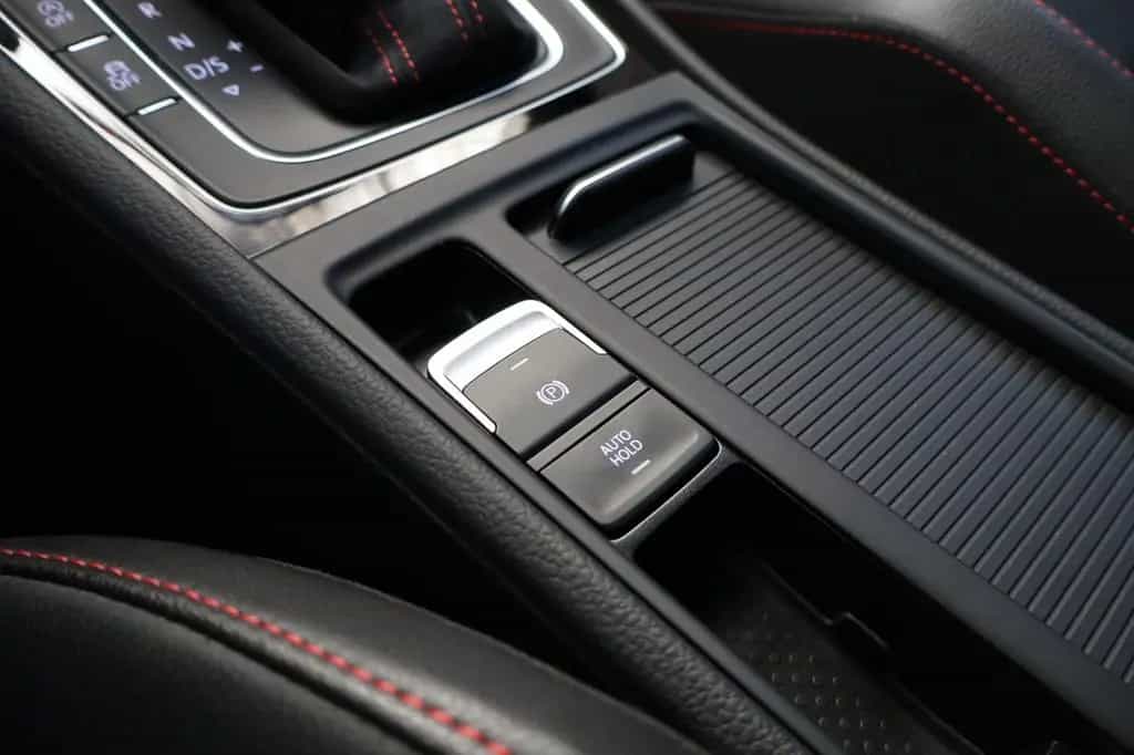 Volkswagen Golf VII GTI Clubsport 2,0 TSI Lim. DSG BMT 04/2016-photo-16