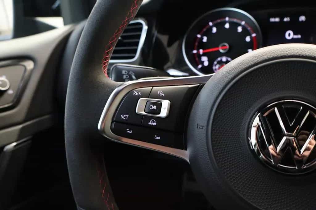 Volkswagen Golf VII GTI Clubsport 2,0 TSI Lim. DSG BMT 04/2016-photo-20