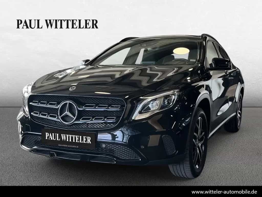 Mercedes-Benz GLA 180 SUV Urban/LED/Kamera/Pano/Night/Navi/18" 02/2019-photo-1