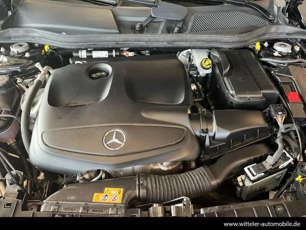 Mercedes-Benz GLA 180 SUV Urban/LED/Kamera/Pano/Night/Navi/18" 02/2019-photo-17