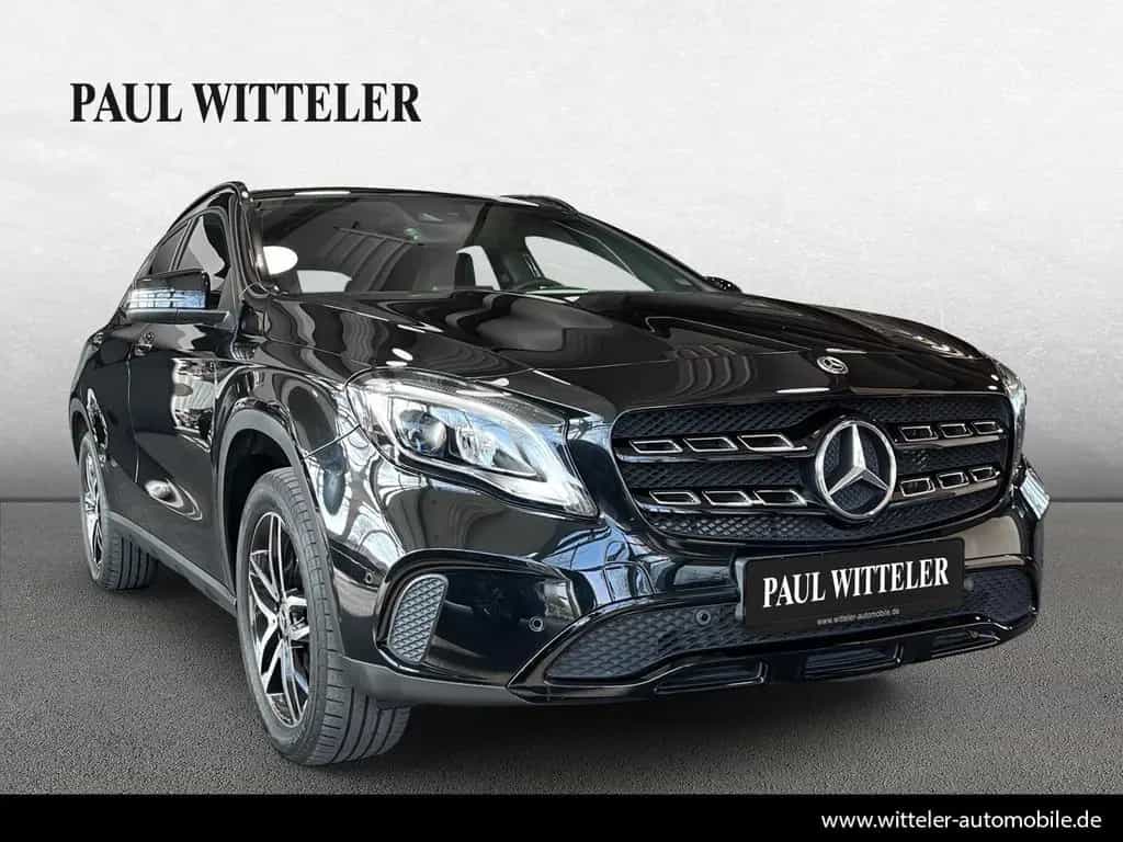 Mercedes-Benz GLA 180 SUV Urban/LED/Kamera/Pano/Night/Navi/18" 02/2019-photo-3