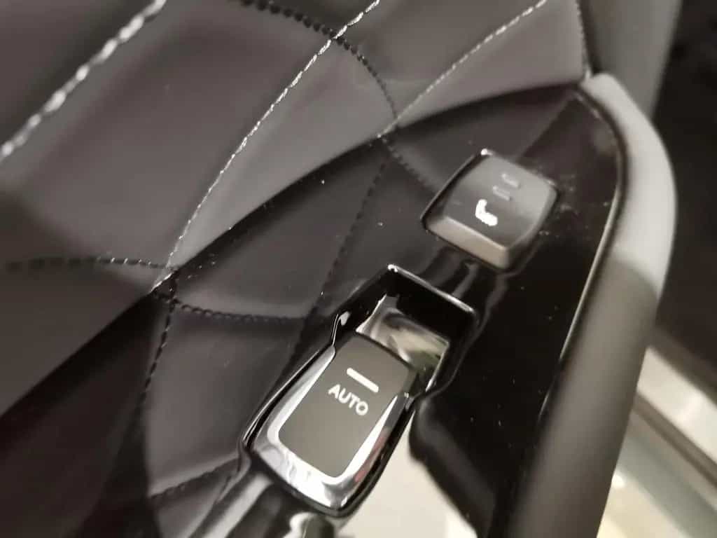 Ssangyong REXTON 2.2 D Sapphire 4WD AT Elegance Pak. 20Z|N 12/2023-photo-10