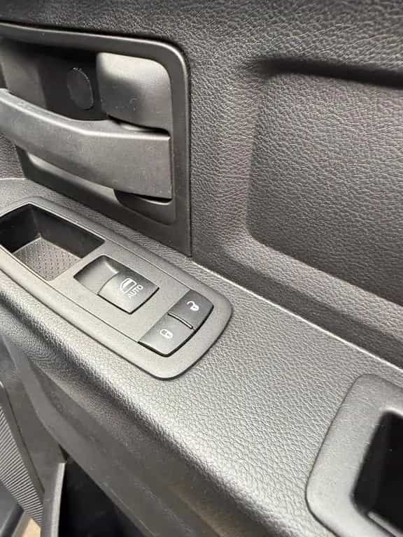 Dodge RAM 1500 CLASSIC 3.6L  4x4 12/2023-photo-29