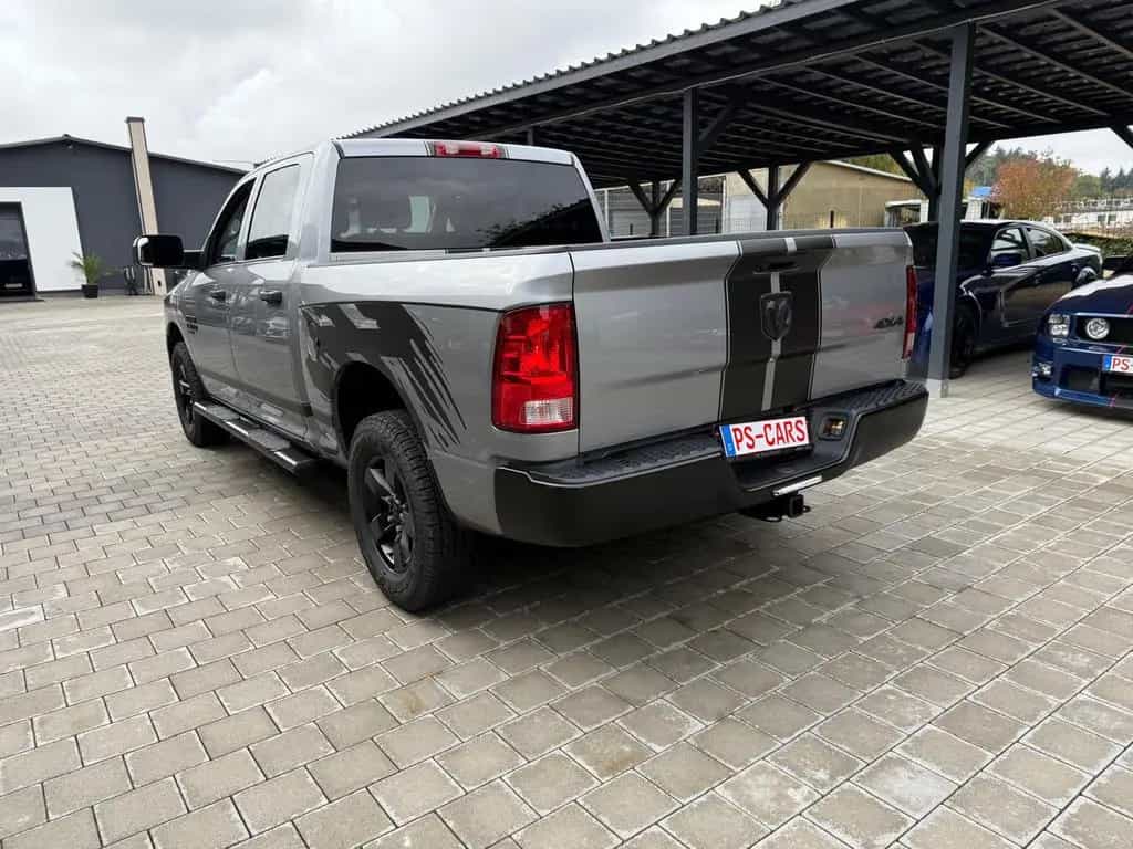 Dodge RAM 1500 CLASSIC 3.6L  4x4 12/2023-photo-3