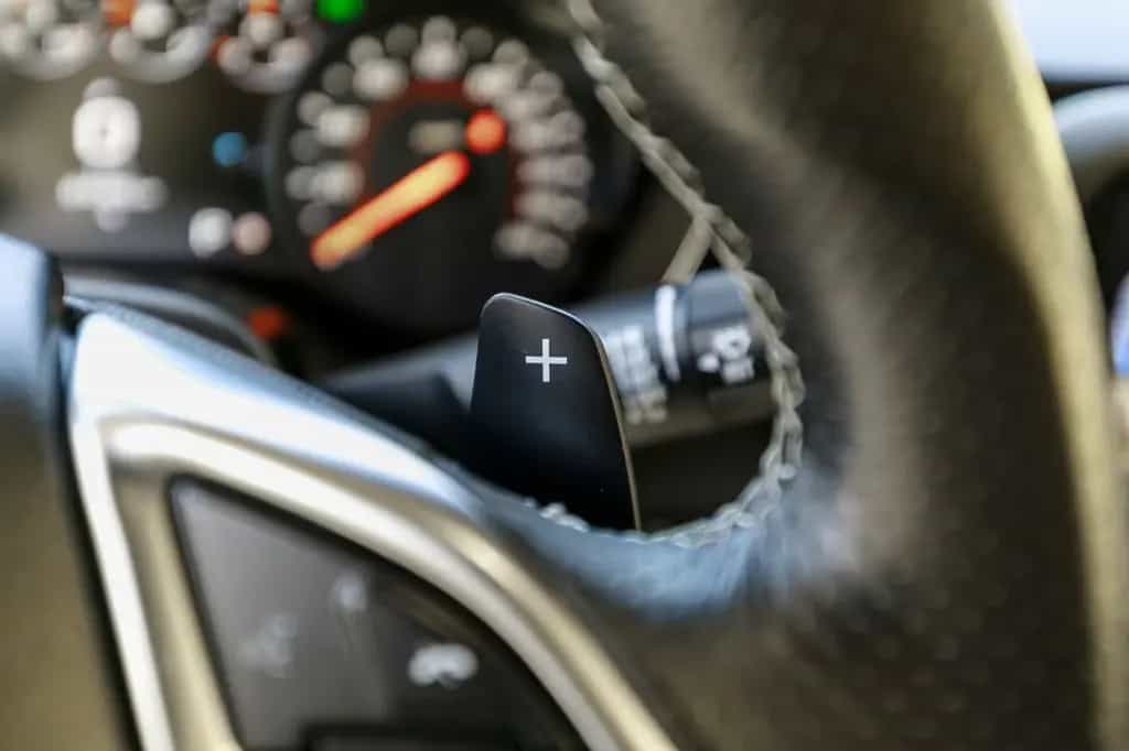 Chevrolet Camaro 6,2l  SS 05/2017-photo-27