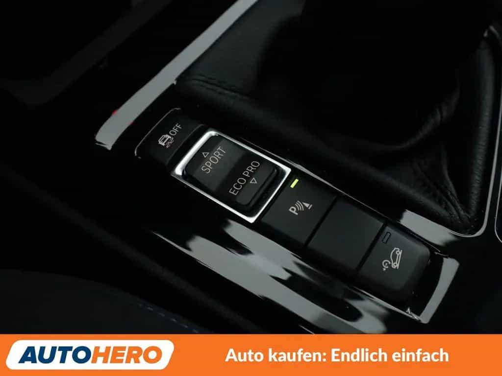 BMW X1 xDrive 20i M Sport Aut.*NAVI*HUD*TEMPO*PDC* 08/2017-photo-27