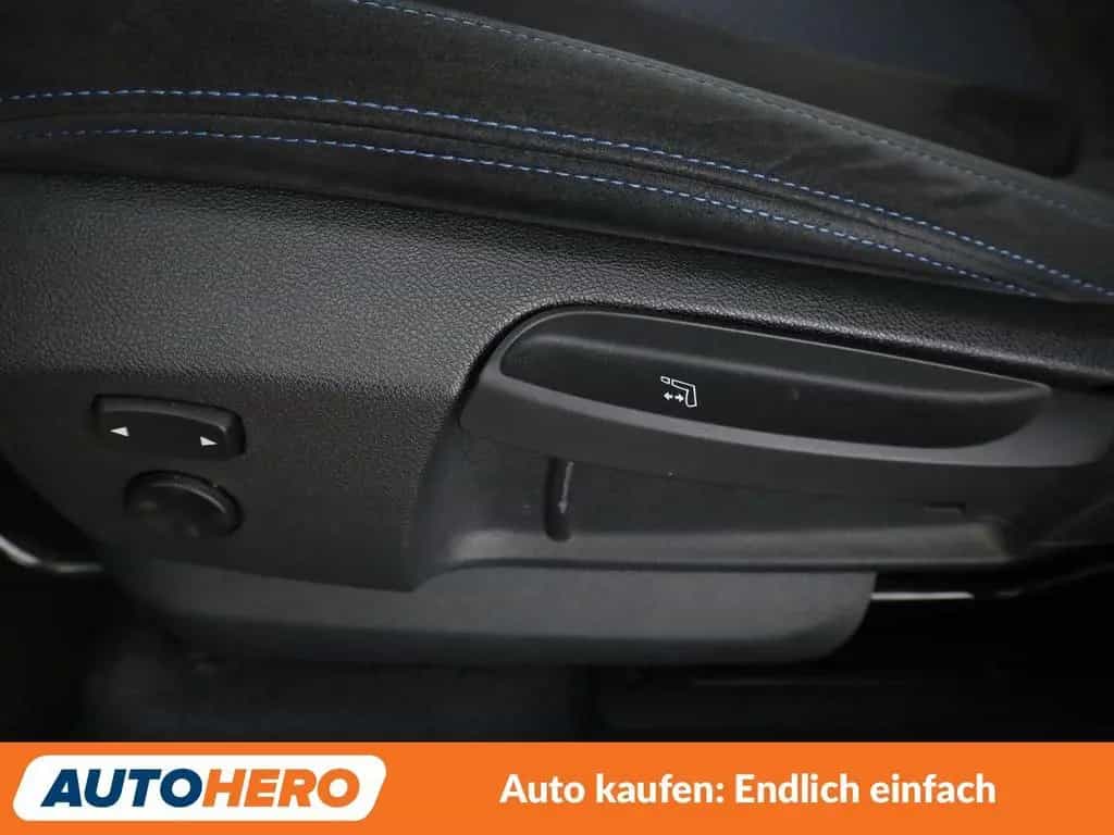 BMW X1 xDrive 20i M Sport Aut.*NAVI*HUD*TEMPO*PDC* 08/2017-photo-30