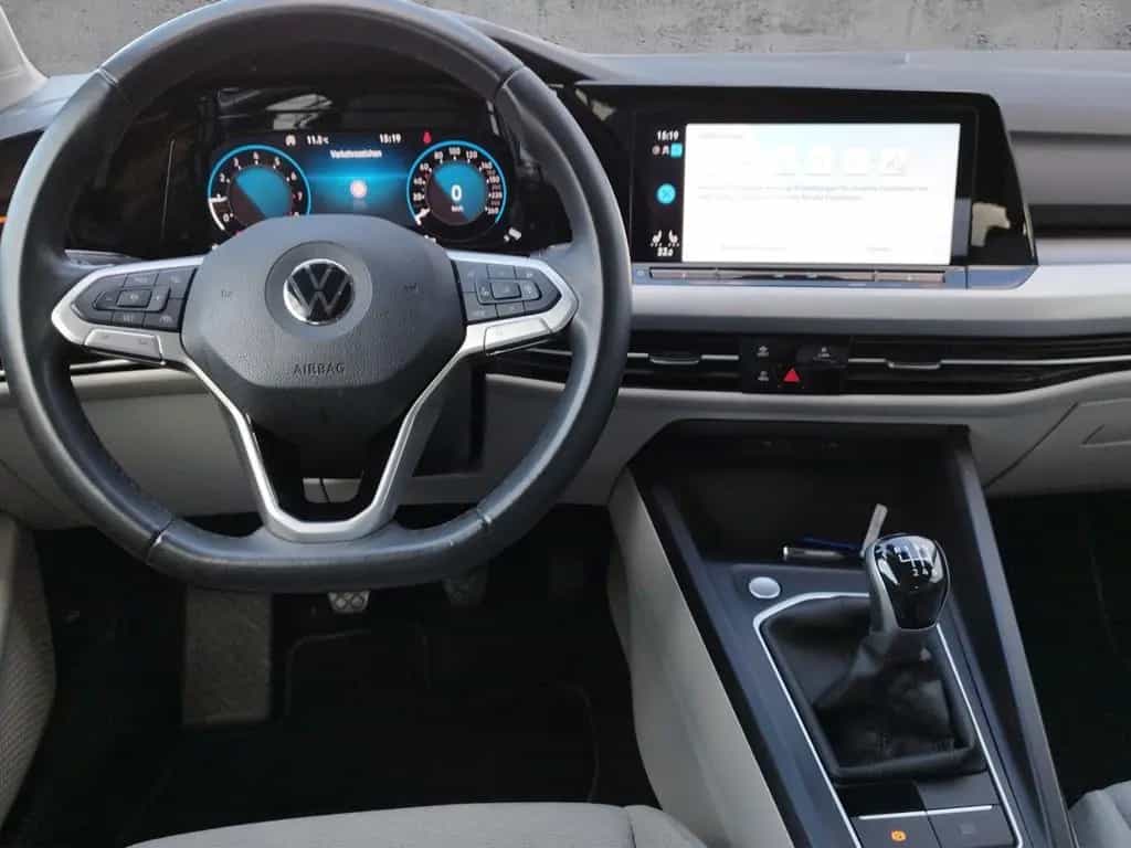 Volkswagen Golf VIII Variant Life 1.5TSI AHK/NAV/L+S/ACC 07/2022-photo-8