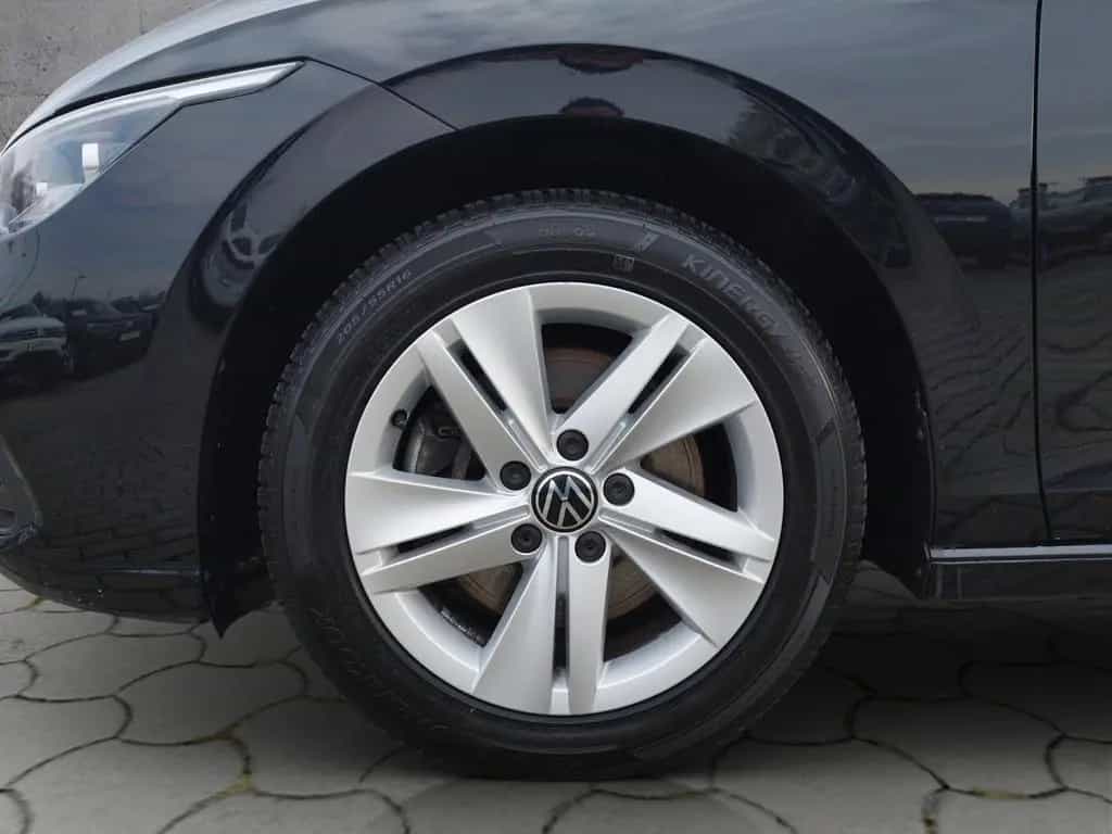Volkswagen Golf VIII Life 1.5 TSI 5JG/STH/AHK/H&K/LED+/ERGO 02/2023-photo-13