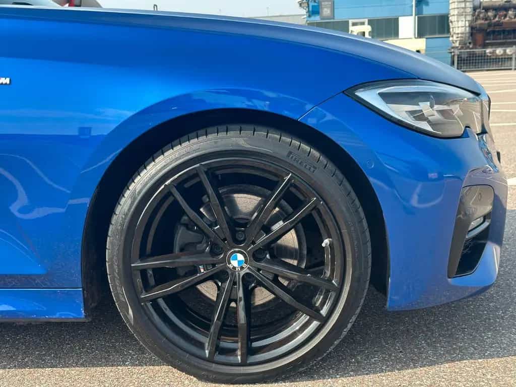 BMW 320 d Touring  xDrive M Sport LED Lenkr-Hzg RFK 08/2021-photo-3