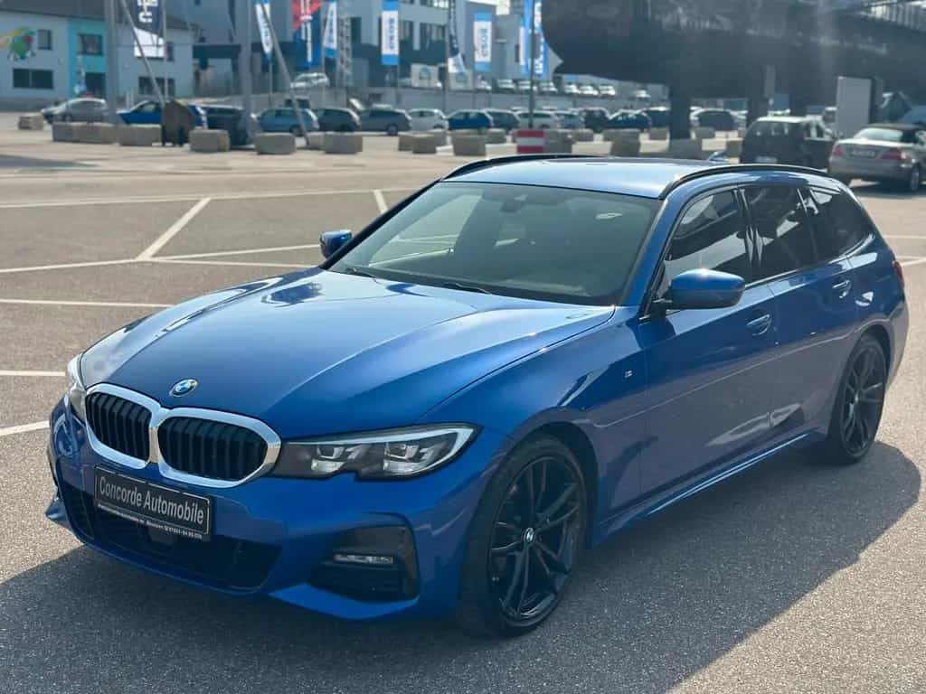 BMW 320 d Touring  xDrive M Sport LED Lenkr-Hzg RFK 08/2021-photo-9