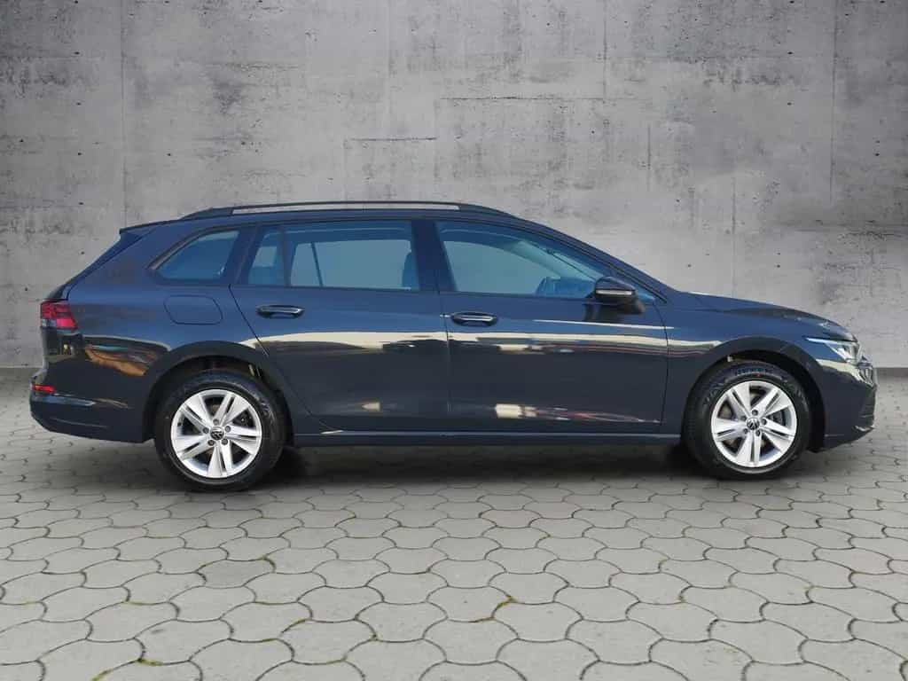 Volkswagen Golf VIII Variant Life 2.0 TDI DSG H&K/RFK/LED 10/2022-photo-4