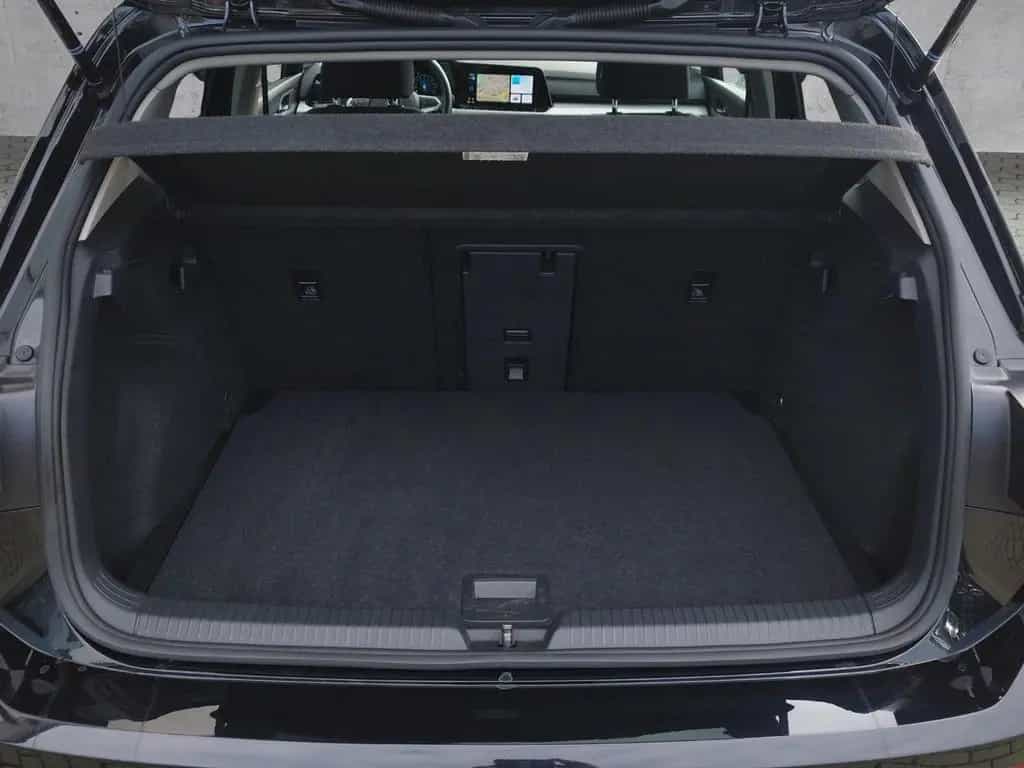 Volkswagen Golf VIII Life 1.5 TSI 5JG/LED+/NAV/SHZ 03/2023-photo-12