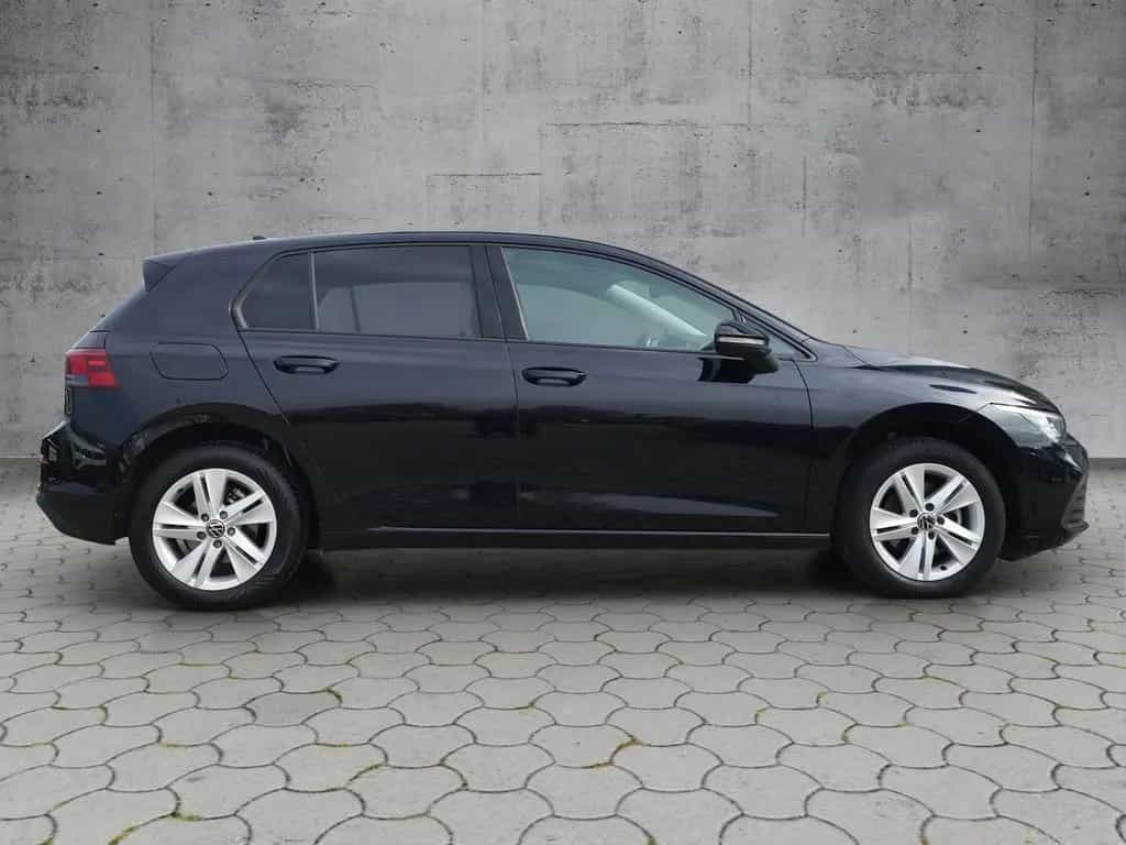 Volkswagen Golf VIII Life 1.5 TSI 5JG/LED+/NAV/SHZ 03/2023-photo-4