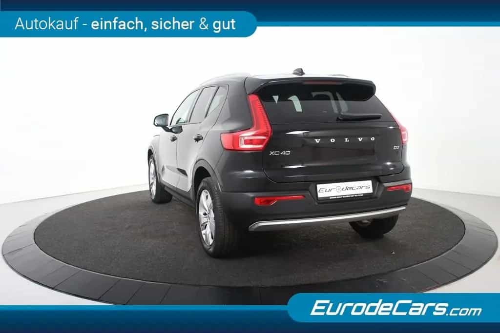 Volvo XC40 D3 Momentum *1.Hand*Leder*Pano.*SHZ* 09/2019-photo-21