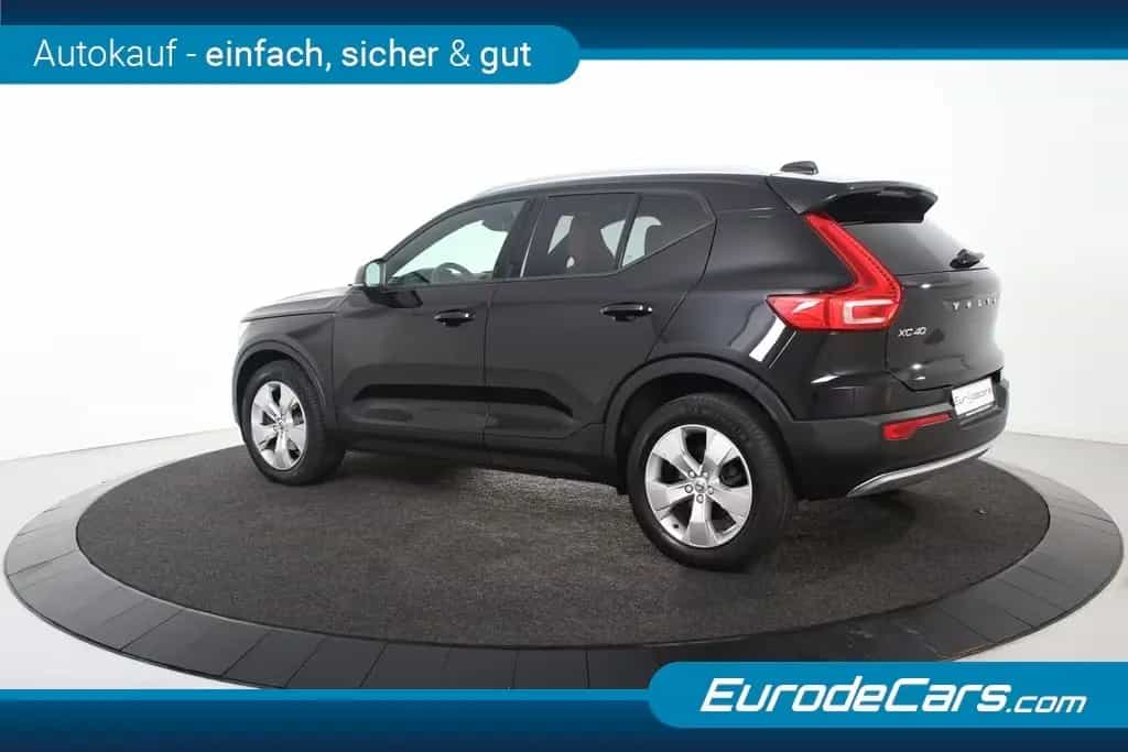 Volvo XC40 D3 Momentum *1.Hand*Leder*Pano.*SHZ* 09/2019-photo-5