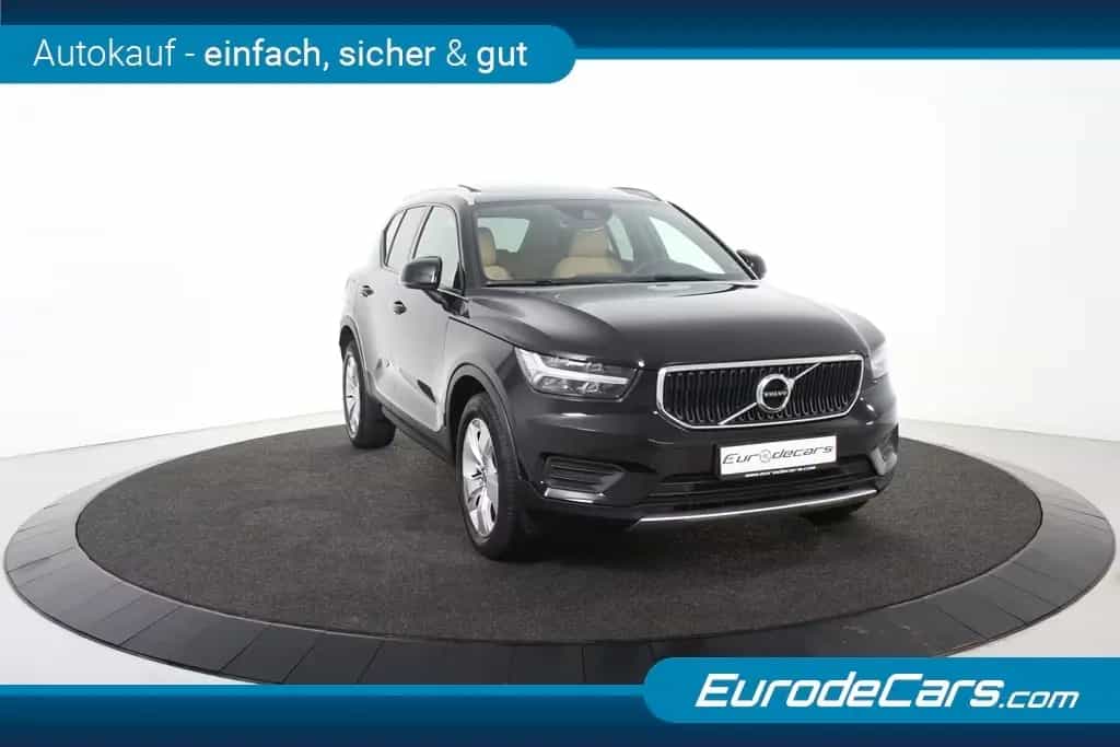 Volvo XC40 D3 Momentum *1.Hand*Leder*Pano.*SHZ* 09/2019-photo-7