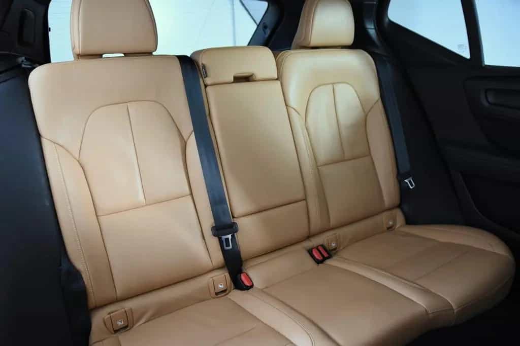 Volvo XC40 D3 Momentum *1.Hand*Leder*Pano.*SHZ* 09/2019-photo-8