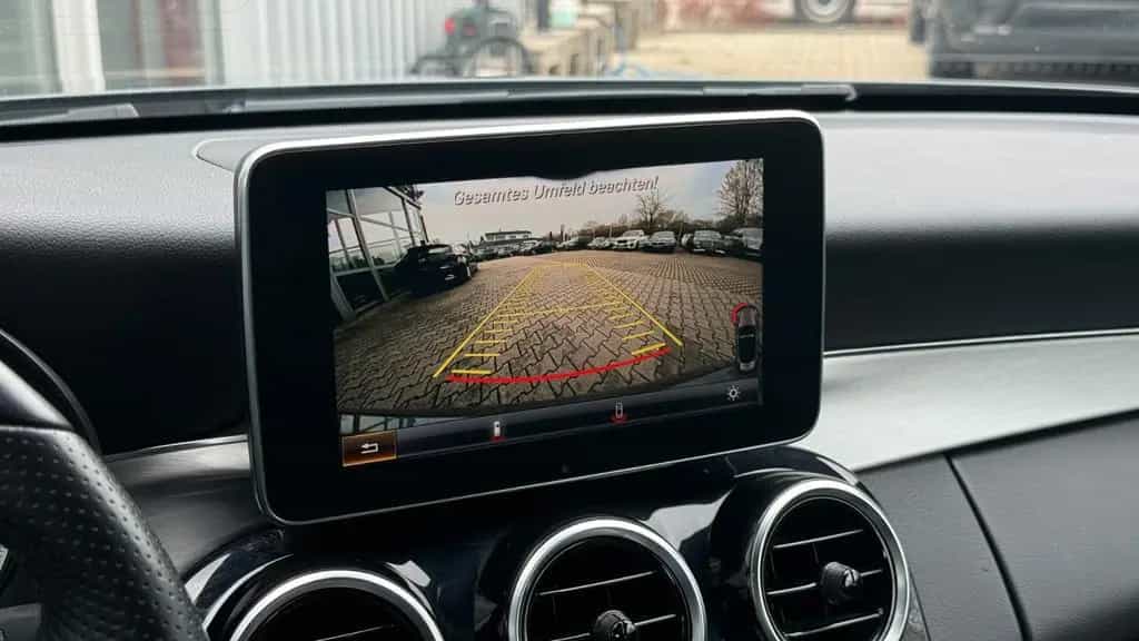 Mercedes-Benz C-Class 200 Cabrio LEDER+COMAND+KAM+LED+SPURPAKET 01/2017-photo-31