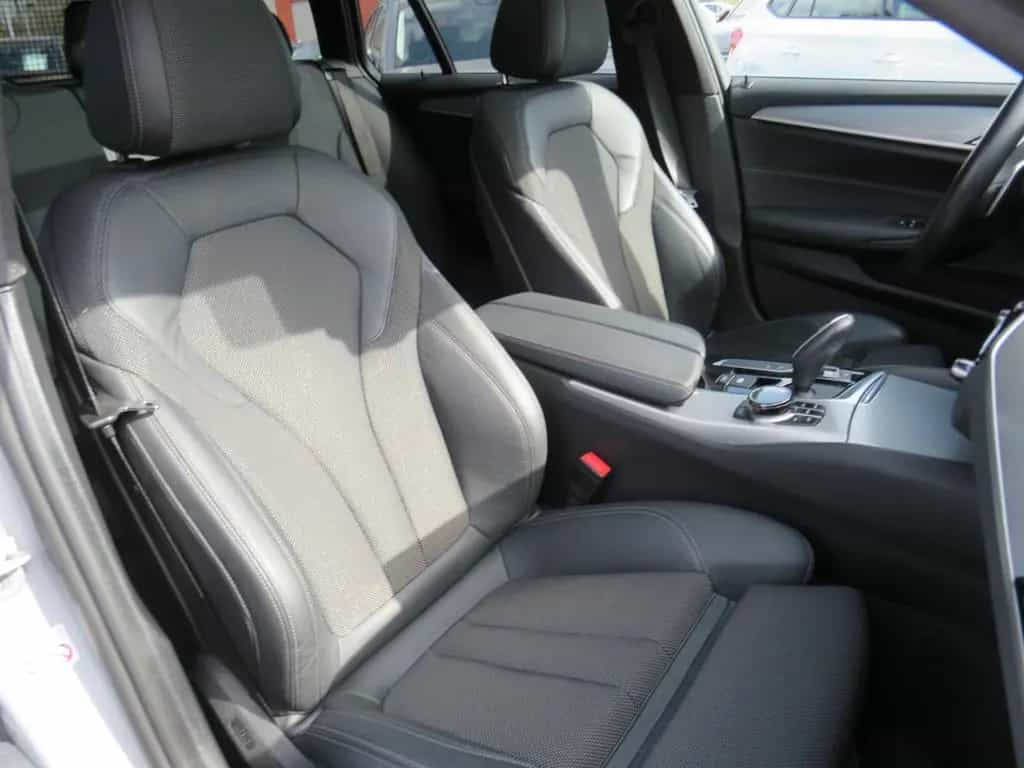 BMW 5 Series touring xDrive Sport Line *1.HAND*PANO*AHK 03/2020-photo-10
