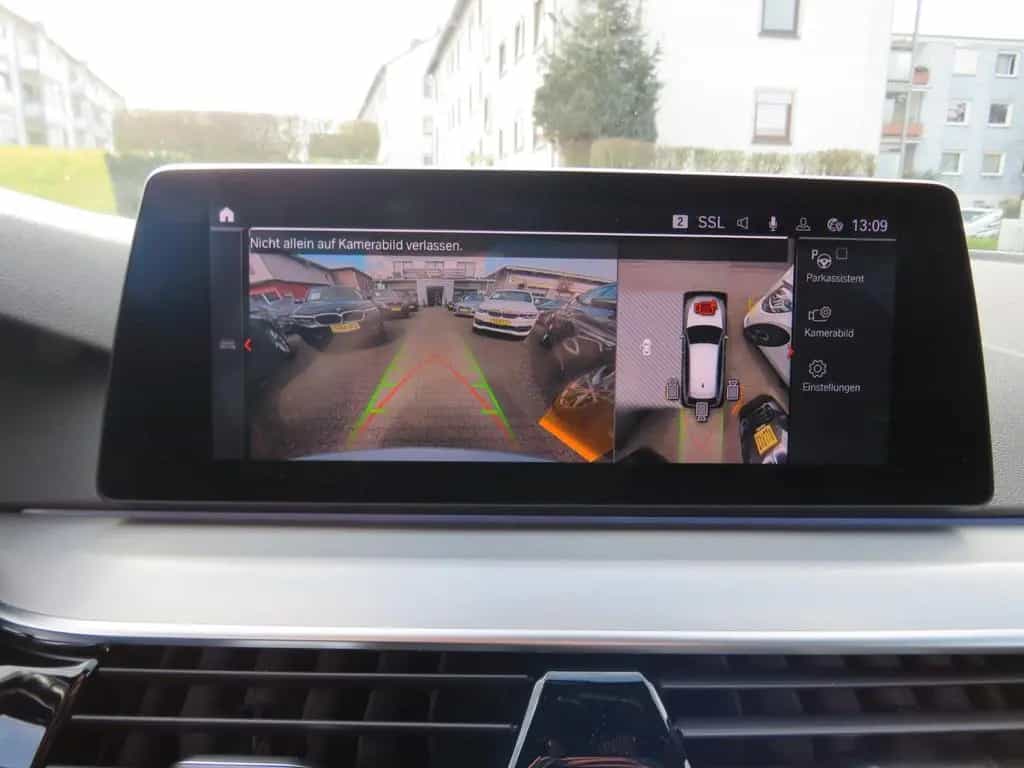 BMW 5 Series touring xDrive Sport Line *1.HAND*PANO*AHK 03/2020-photo-15