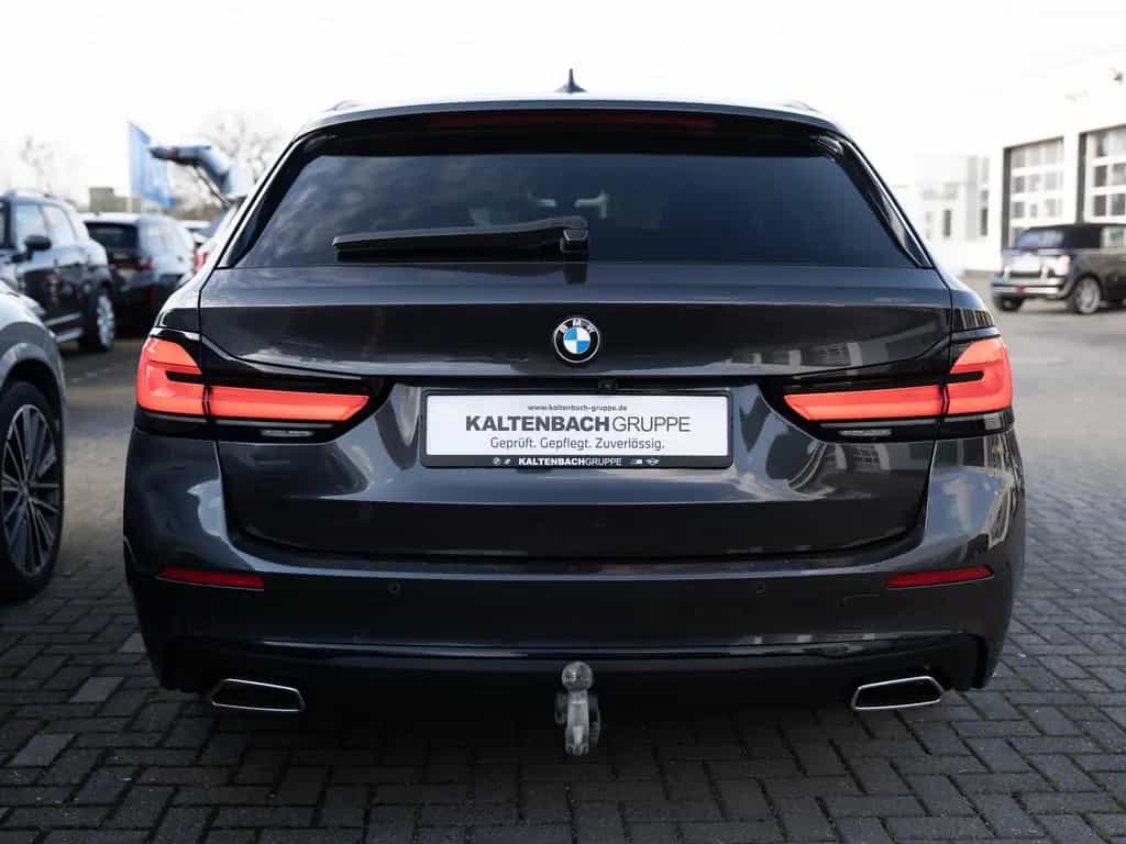 BMW 5 Series 520d Touring AHK LED ACC W-LAN NAVI KAMERA SHZ 11/2022-photo-5