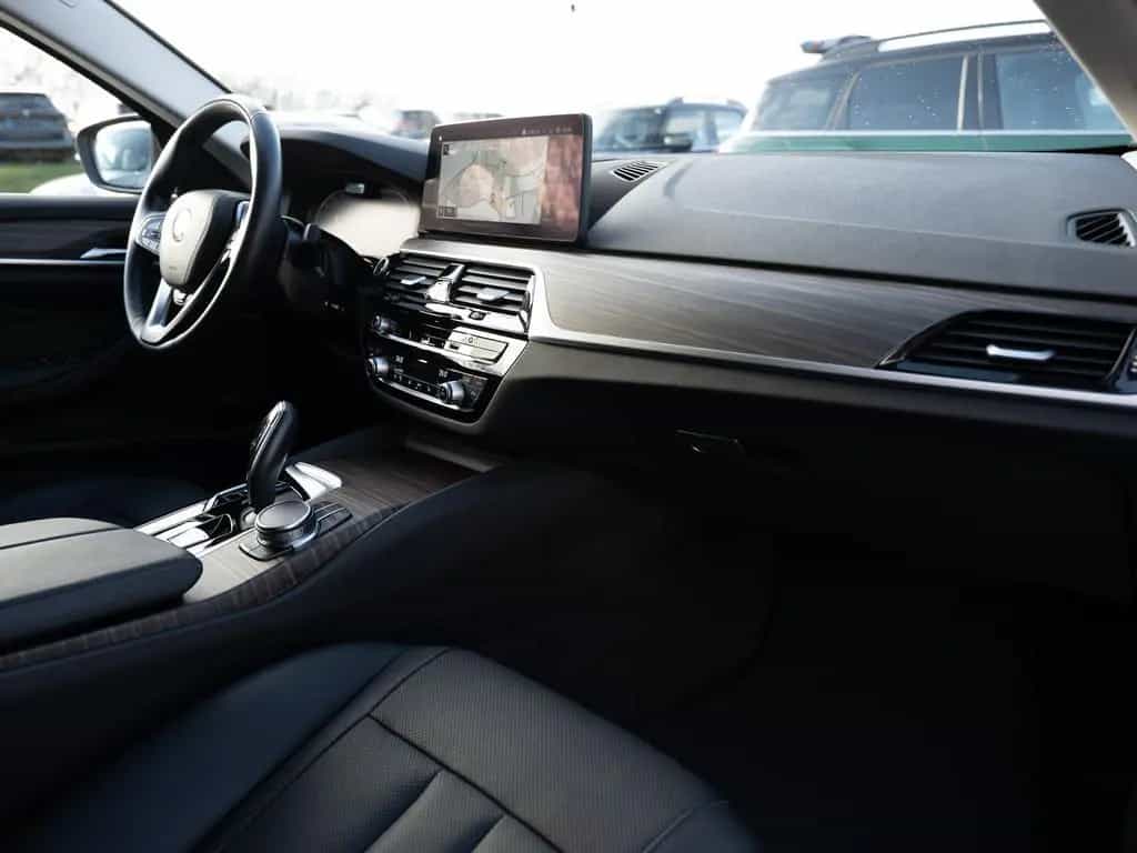 BMW 5 Series 520d Touring AHK LED ACC W-LAN NAVI KAMERA SHZ 11/2022-photo-6