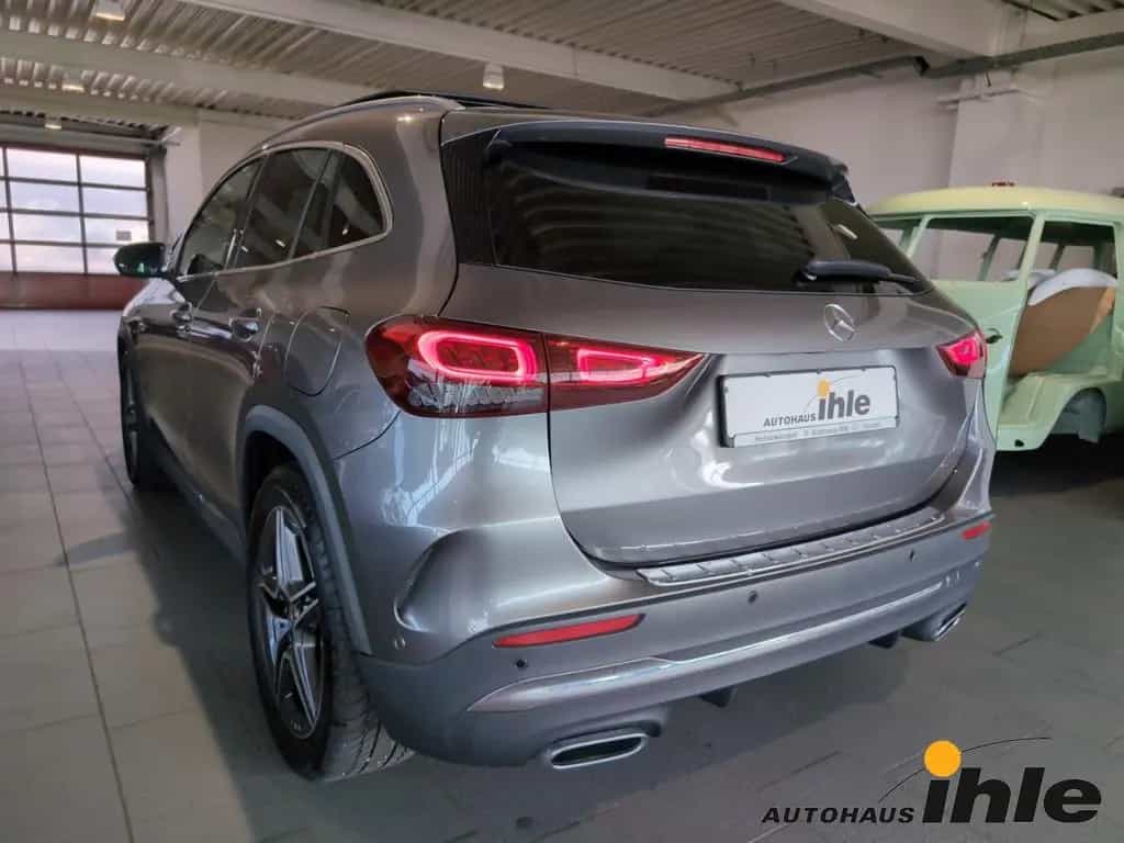 Mercedes-Benz GLA 250 AMG Line DCT 4Matic PANO.DACH+AHK+R-FAHR 11/2020-photo-16