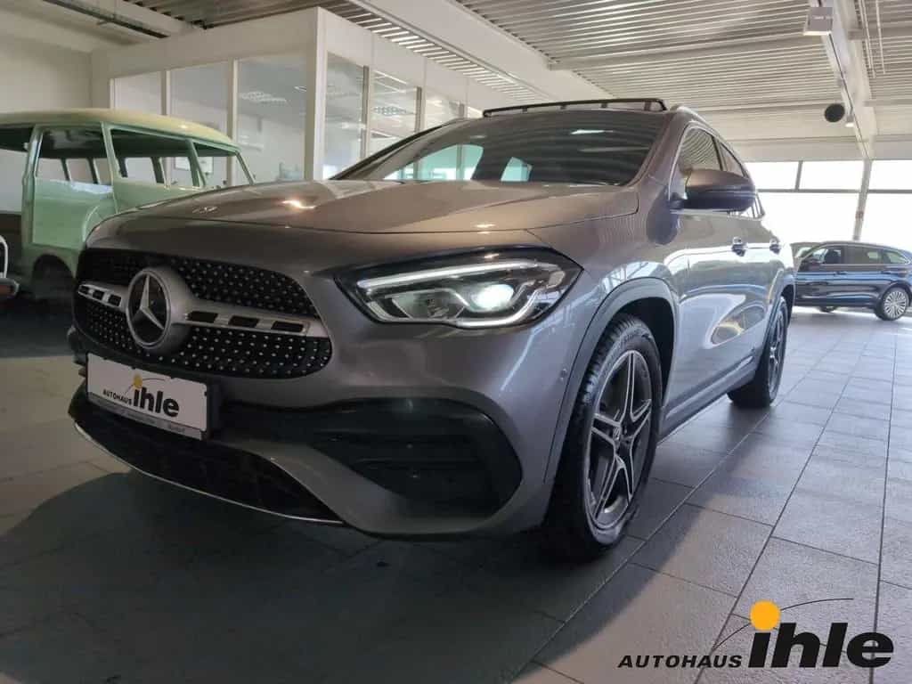 Mercedes-Benz GLA 250 AMG Line DCT 4Matic PANO.DACH+AHK+R-FAHR 11/2020-photo-19