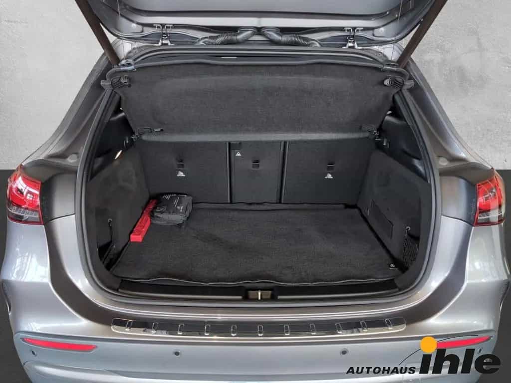 Mercedes-Benz GLA 250 AMG Line DCT 4Matic PANO.DACH+AHK+R-FAHR 11/2020-photo-9