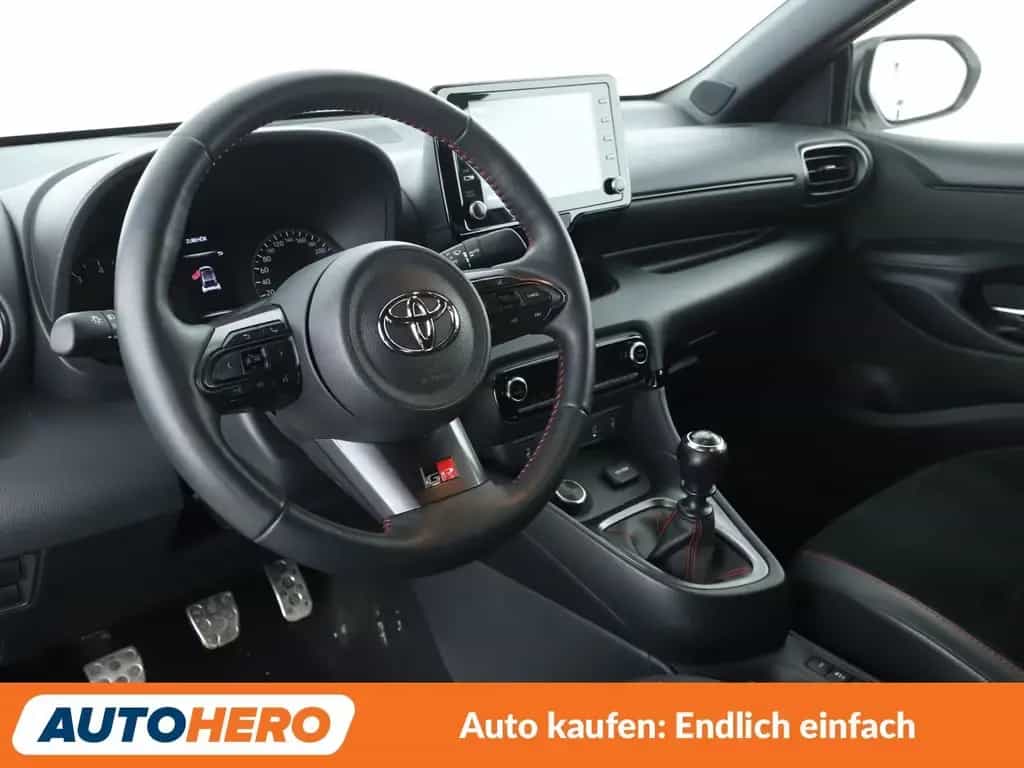 Toyota Yaris 1.6 Turbo GR*NAVI*LED*ACC*CAM*SHZ* 07/2021-photo-10