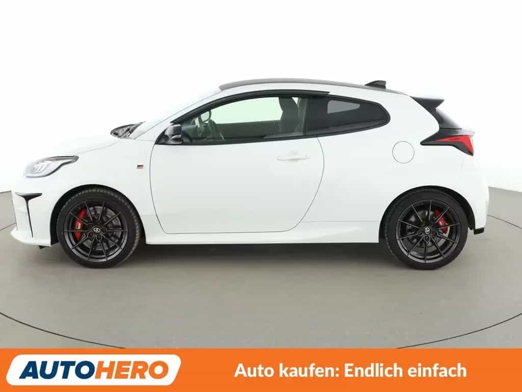 Toyota Yaris 1.6 Turbo GR*NAVI*LED*ACC*CAM*SHZ* 07/2021-photo-2