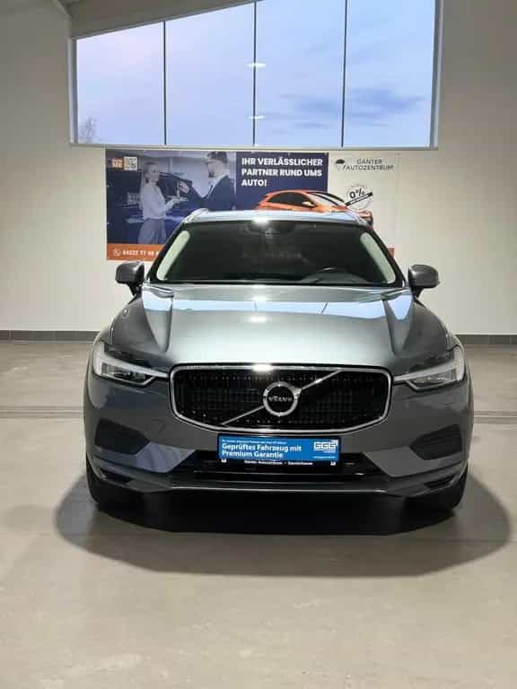 Volvo XC 60 Momentum D4 AHK+LED+AUTOMATIK 06/2018-photo-2