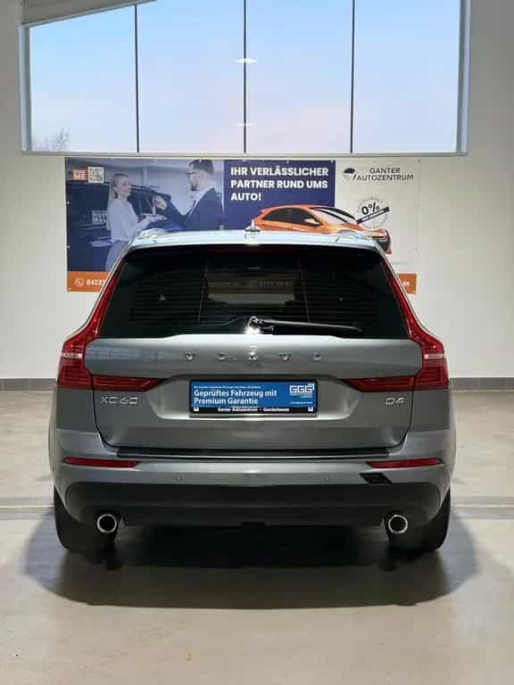 Volvo XC 60 Momentum D4 AHK+LED+AUTOMATIK 06/2018-photo-28