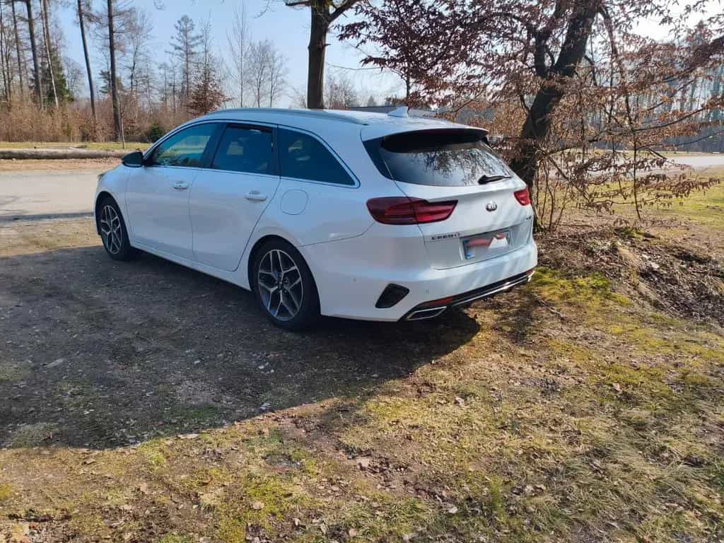 Kia Ceed / Ceed 1.4 T-GDI GT Line SW GT Line 11/2019-photo-2