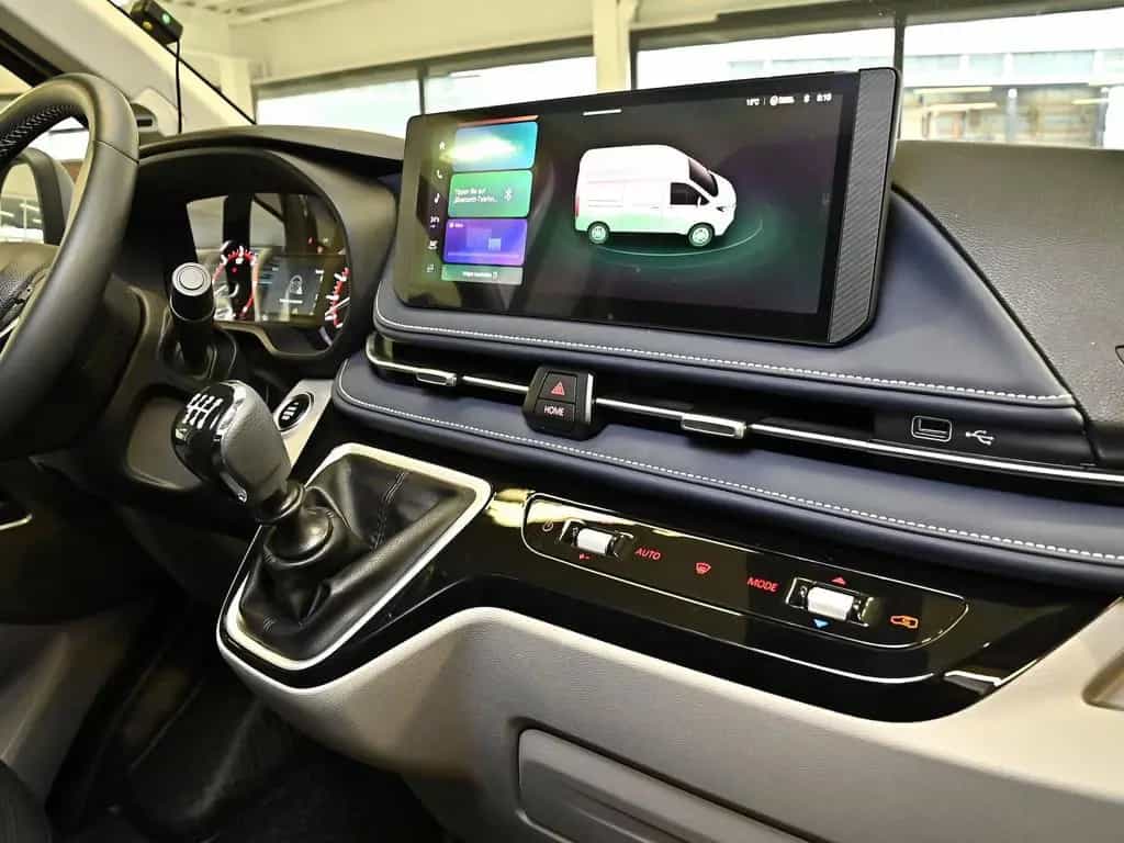 Maxus Deliver 7 Kasten L2H1 2 x Schieb. LED DAB Touch null-photo-7