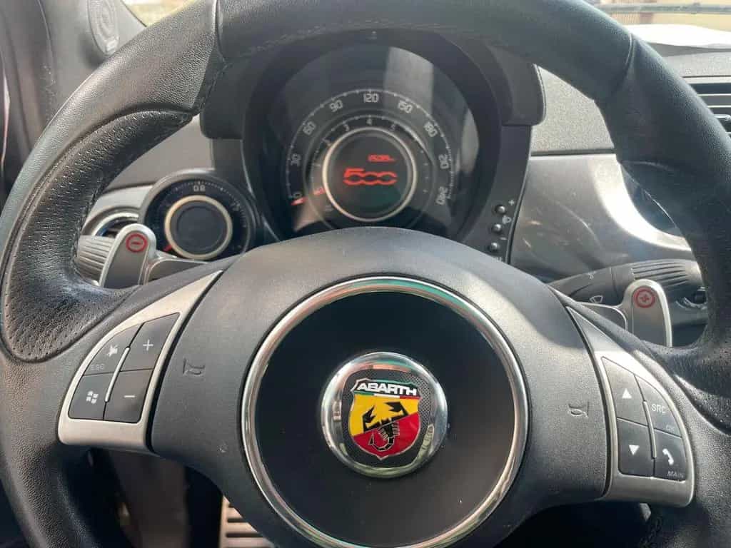 Abarth 500 C 1.4 Turbo T-Jet MTA 140CV 04/2012-photo-11