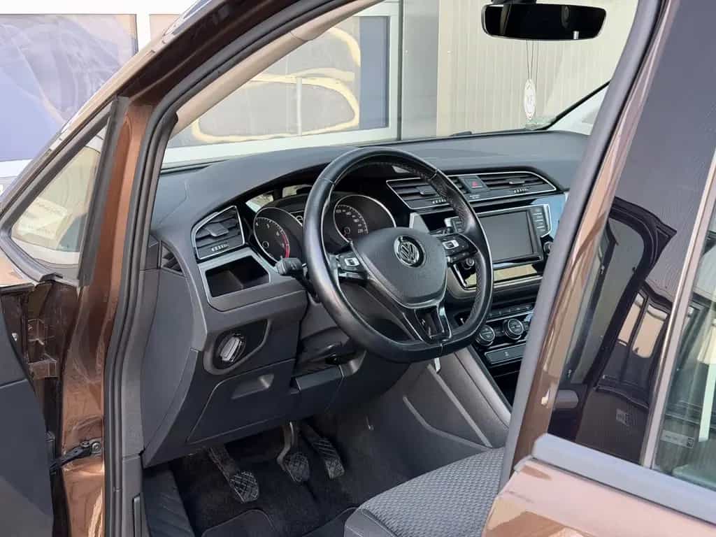 Volkswagen Touran Comfortline BMT|LED|ACC|Side|Kamera| 04/2017-photo-10