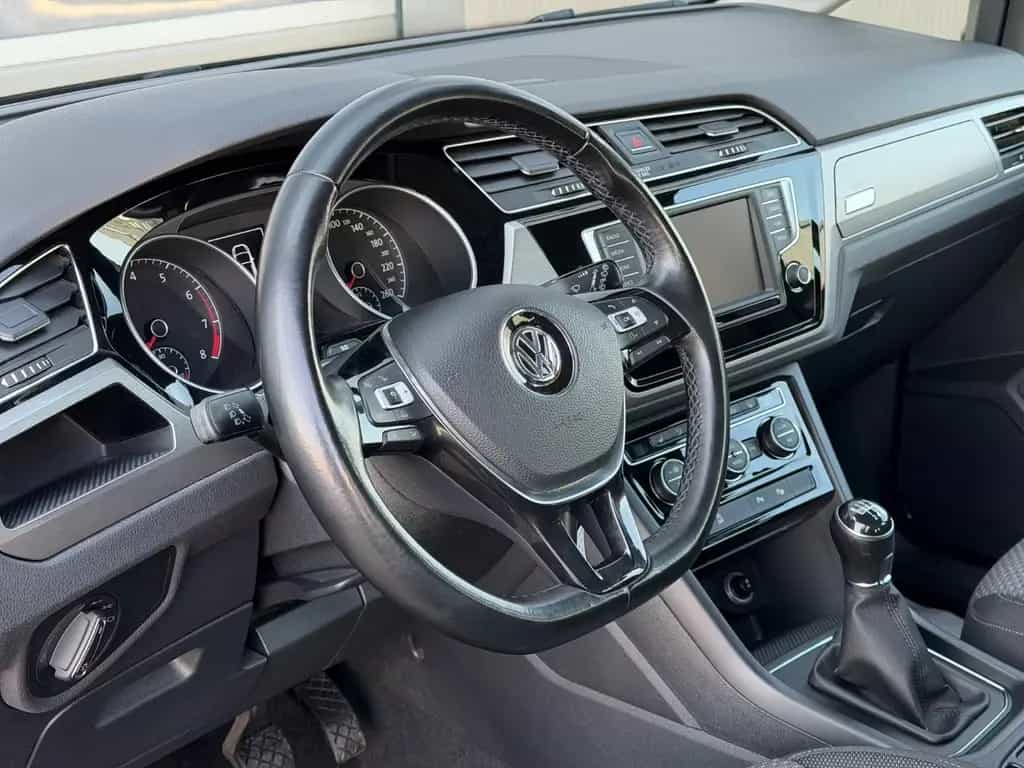 Volkswagen Touran Comfortline BMT|LED|ACC|Side|Kamera| 04/2017-photo-11