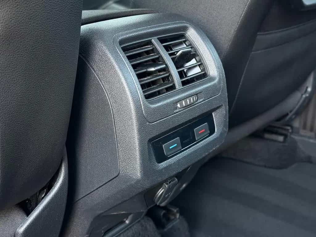 Volkswagen Touran Comfortline BMT|LED|ACC|Side|Kamera| 04/2017-photo-27