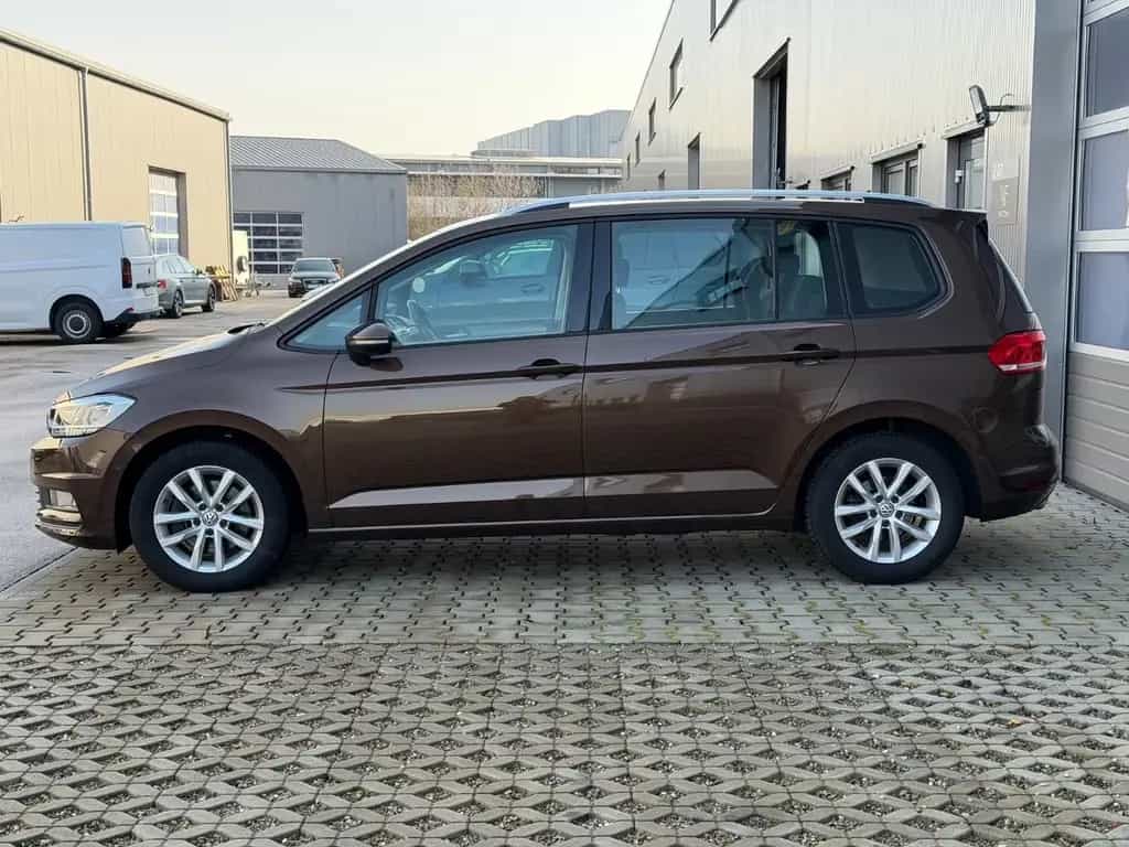 Volkswagen Touran Comfortline BMT|LED|ACC|Side|Kamera| 04/2017-photo-3