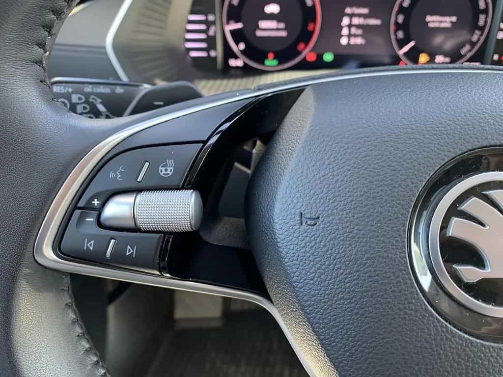 Skoda Octavia Combi 1.5TSI Selection Fronthzg+LED+Temp 09/2024-photo-15