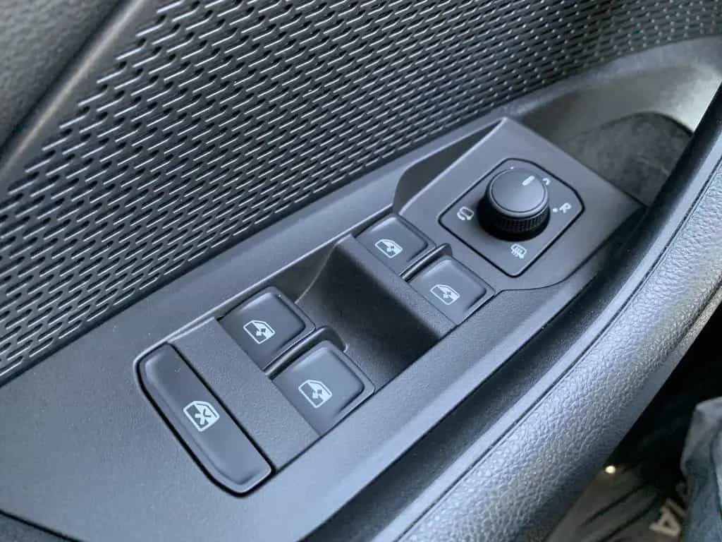 Skoda Octavia Combi 1.5TSI Selection Fronthzg+LED+Temp 09/2024-photo-23