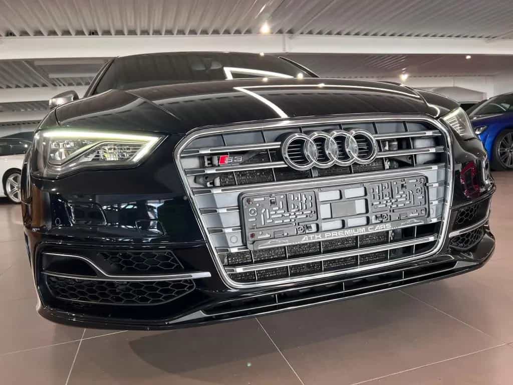 Audi S3 2.0TFSI quattro Sportback LEDER NAVI  1.HAND 01/2014-photo-11